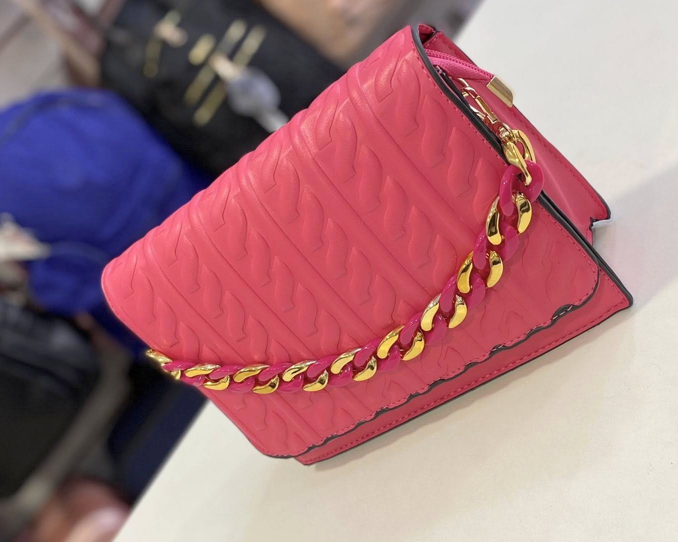 Bolsa transversal em couro ecológico 